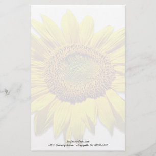 Papel de notas personalizado en blanco con fondo d
