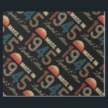 Papel De Regalo 1945 Vintage 80th Birthday<br><div class="desc">Una elegante idea de regalo de año de nacimiento para cualquiera que celebre una edad hito. Este llamativo diseño de cumpleaños tiene un claro y vibrante esquema de color retro.</div>