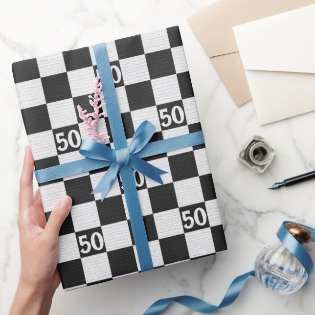 Papel De Regalo 50.º cumpleaños: cheques blancos y negros (Regalar)