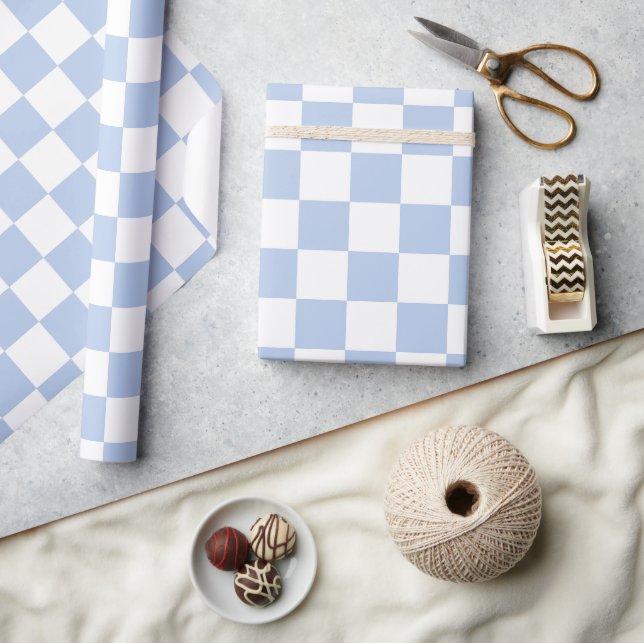 Papel de regalo a cuadros blanco y azul cielo suav (Artesanía)