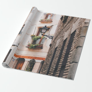 PAPEL DE REGALO ALEGRÍA DE CONCRETO GRIS DURANTE EL DÍA