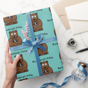 Papel De Regalo Algo es un Personalizado de oso marrón y gracioso