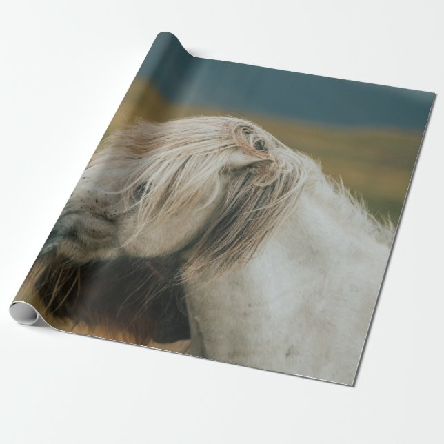 PAPEL DE REGALO AMABLE PAREJA DE CABALLOS (Desenrollado)