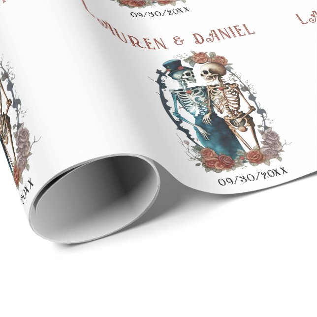 Papel De Regalo Amantes del esqueleto floral gótico Nombres Boda (Esquina del rollo)