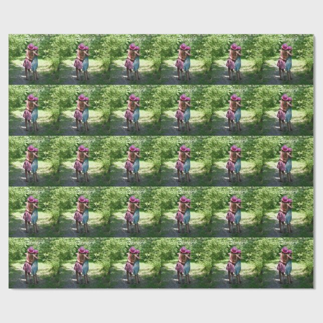 Papel De Regalo Amistad de hermanas en el país de la Primavera Rus (Superficie plana)