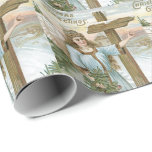 Papel De Regalo Angel Christmas Tree Cross Winter Cottage<br><div class="desc">Es hora de celebrar las fiestas. Esta imagen vintage de Navidad muestra a un ángel con un árbol de Navidad. Una casita de campo de invierno al fondo.</div>