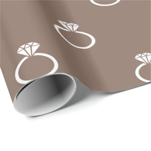 Papel De Regalo Anillos de compromiso blancos sobre marrón taupe