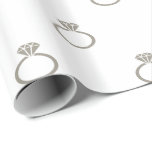 Papel De Regalo Anillos de compromiso de aluminio de los gris<br><div class="desc">Papel de embalaje con un modelo de un anillo de compromiso de aluminio de los gris plateados que repite en un fondo blanco. Perfeccione para las duchas,  los bodas,  y los aniversarios. Personalizable.</div>