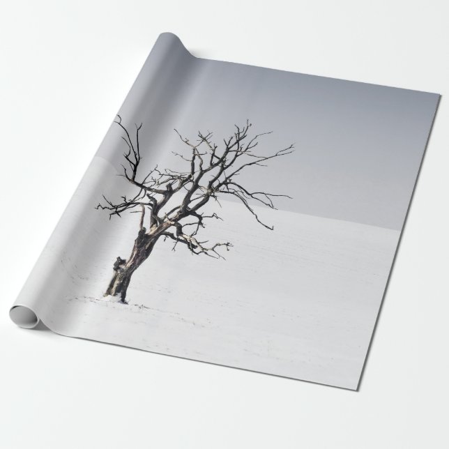 PAPEL DE REGALO ÁRBOL DESPIDO EN MEDIO DE LA NIEVE (Desenrollado)