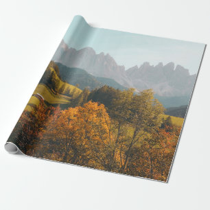 PAPEL DE REGALO ÁRBOLES VERDES Y CAMPO GRIS