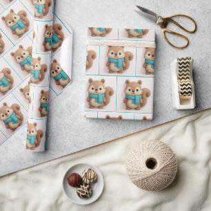 Papel De Regalo Ardilla de felpa con una cómoda bufanda