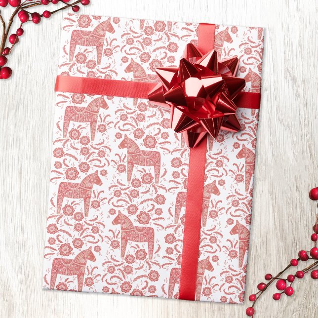 Papel De Regalo Arte folclórico rojo y blanco de Dala sueco (Red and white Swedish Dala Horse pattern gift wrapping paper )