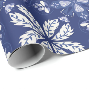 papel de regalo azul oscuro con una mariposa blanc