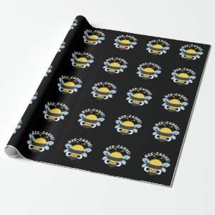 Papel De Regalo Bee-zarre Funny Bizarre Bee Pun Dark BG