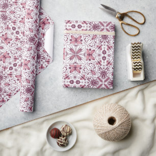 Papel De Regalo Bichos, magenta oscuro y rosa sobre blanco