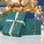 Papel De Regalo Bitcoin Merry Christmas Cryptocurrency Nombre pers<br><div class="desc">Bitcoin Merry Christmas Cryptocurrency Modern Wrapping Paper presenta un árbol de Navidad moderno con el logo de Bitcoin en la parte superior con el texto "Feliz Navidad" y su nombre personalizado debajo. Personalice editando el texto en los cuadros de texto proporcionados. Diseñado por ©CryptoTurbo https://www.zazzle.com/store/cryptoturbo</div>