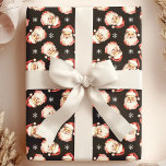 Papel De Regalo Black Vintage Santa Claus Face Watercolor<br><div class="desc">Envuelve tus regalos con alegría festiva con nuestro Papel de envolver color de color negro de Santa Claus Face! Este encantador diseño presenta ilustraciones de acuarela nostálgicos con rostros de Santa Claus, ambientados con un fondo vibrante, adornados con delicados copos de nieve. Perfecto para añadir un toque de encanto vintage...</div>