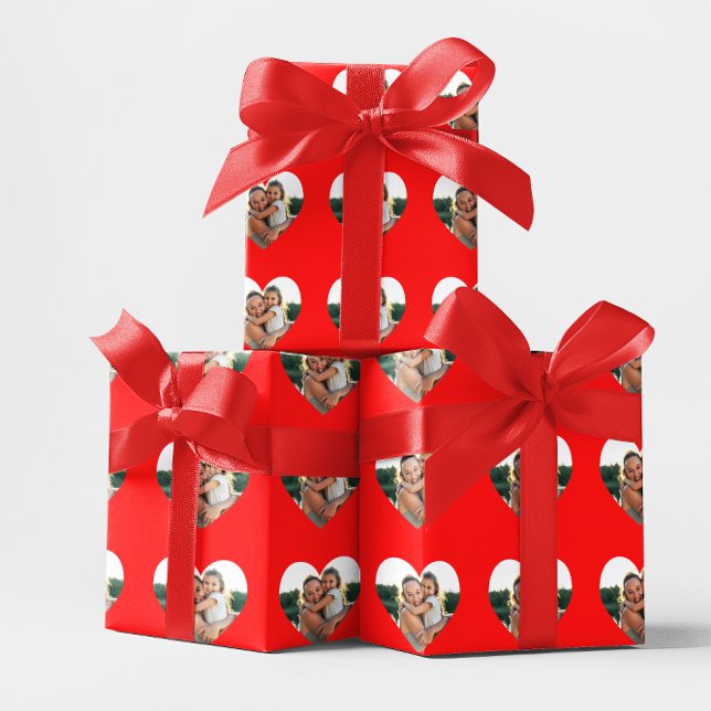 Papel De Regalo Borde del corazón rojo con foto (Red Heart Border with Photo Wrapping Paper)