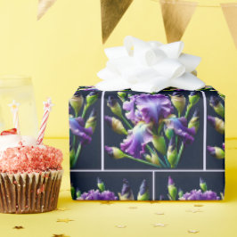 Papel De Regalo Bouquets Purple Iris Sobre Negro