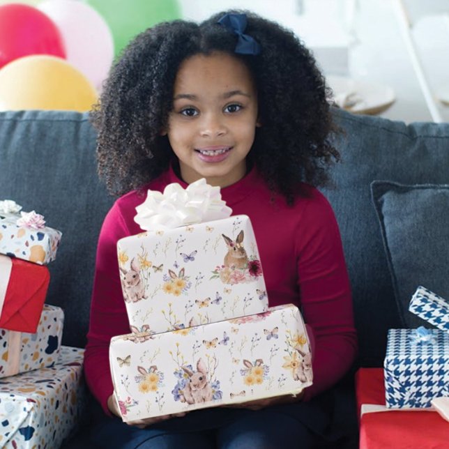 Papel De Regalo Bunny celebra el Día de Pascua con mariposas (Subido por el creador)