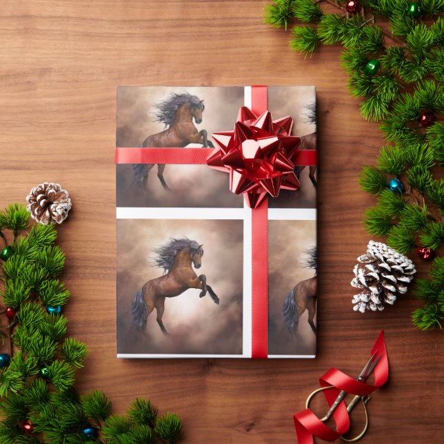 Papel De Regalo Caballo marrón frisón criándose con nubes nubladas (Regalo de vacaciones)