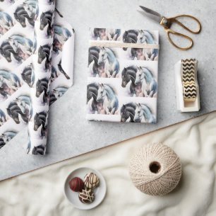 Papel De Regalo Caballos blancos y negros en acuarela
