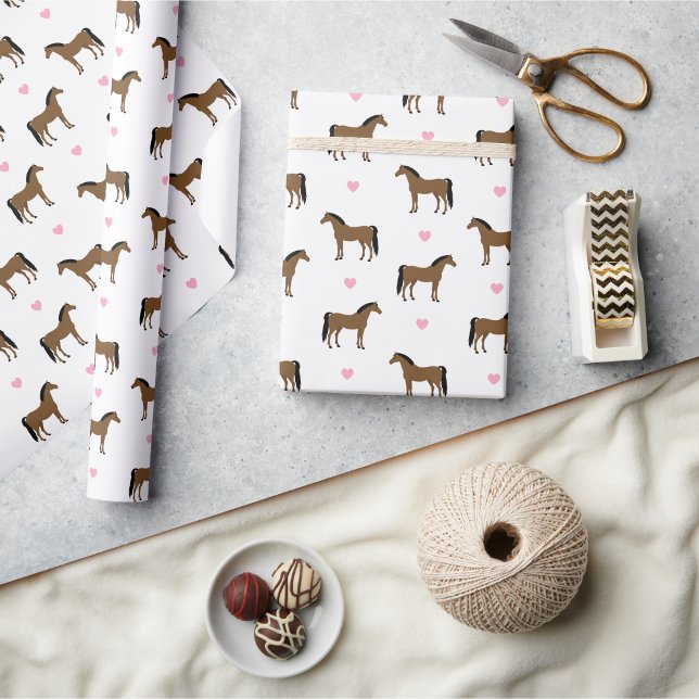 Papel De Regalo Caballos y corazones rosados (Horses and pink hearts Wrapping Paper)