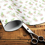 Papel De Regalo Cactus de color de agua suave patrón de oreja prés<br><div class="desc">Un adorable patrón que creé que presenta lindas plantas de cactus de color peráz machacadas en verde y rosa sobre un fondo blanco. Este diseño temático de cactus del desierto de verano es perfecto para muchas ocasiones. Cumpleaños, boda, ducha de bebé, ducha de novia, aniversario, graduación, jubilación, amigos, familia, calentamiento...</div>