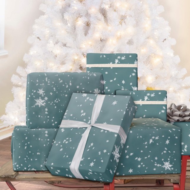 Papel De Regalo Caída de Copos de Nieve Invierno Cielo Azul Spruce (Falling Snowflakes Winter Blue Spruce Sky Holiday Gift Wrapping Paper Rolls)