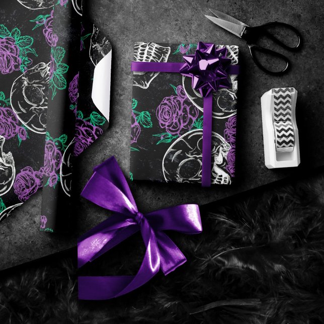 Papel De Regalo Calaveras y Rosas morados | Glam gótico oscuro (Subido por el creador)