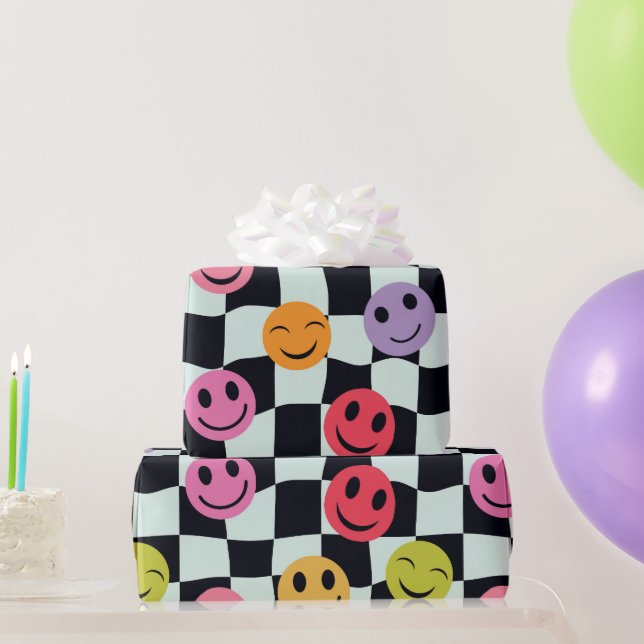 Papel De Regalo Caras felices en tablero de ajetreo negro y blanco (Regalos de fiesta)