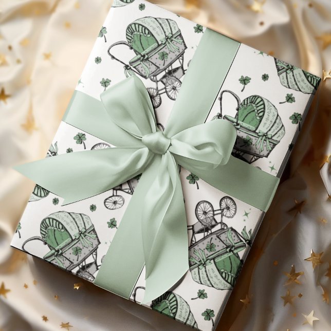 Papel De Regalo Carrito irlandés de bebé en Baby Shower por el Día (Elegant Irish / St Patrick's Day Baby Shower Design. Irish Vintage Baby Carriage & Green Shamrocks.)