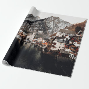 PAPEL DE REGALO CASAS CERCANAS AL CUERPO DE AGUA Y MONTAÑA