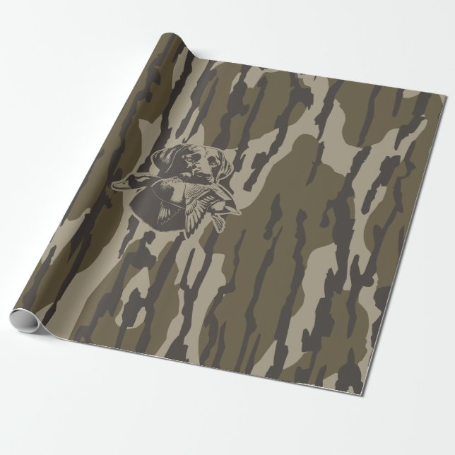 Papel De Regalo Cazadores de pato con camuflaje de bosque de perro (Desenrollado)