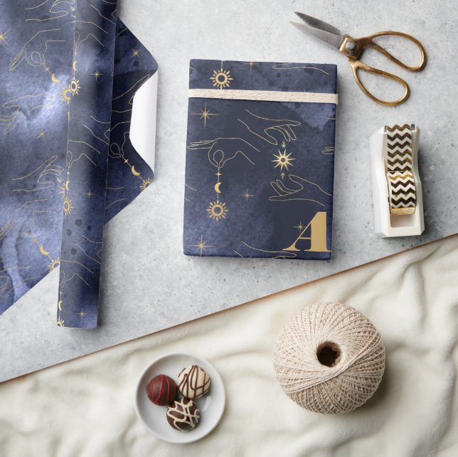 Papel De Regalo Celebraciones celestes Tarot Card Hand Astrologer (Artesanía)