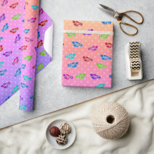 Papel De Regalo Chanclas sobre lunares de arcoíris