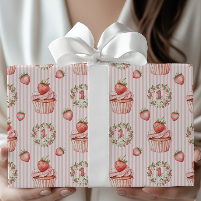 Papel De Regalo Chica Berry Primer Cumpleaños Torta de fresa (Subido por el creador)