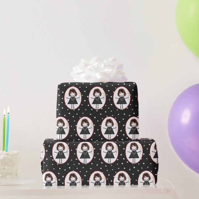 Papel De Regalo Chica De La Figura De Palo De Cumpleaños En Los Sn (Regalos de fiesta)