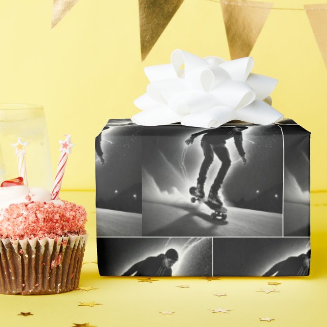 Papel De Regalo Chico De Patinaje Con Pernos Relámpagos (Fiesta de cumpleaños )