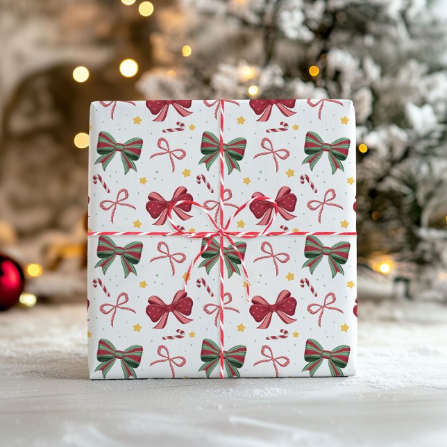 Papel De Regalo Christmas Wrapping Paper With Red and Green Bows (Subido por el creador)