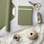Papel De Regalo Color sólido verde ocaso<br><div class="desc">Papel de envoltura de color sólido en una gran variedad de colores para todos sus regalos de boda y ducha. Los colores para 2025 son oscuros y audaces y esto es lo que encontrarás en mis últimos diseños con nombres de colores de varias empresas de diseño.</div>