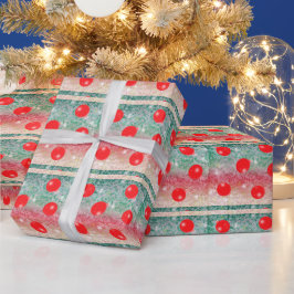 Papel de regalo con adornos navideños rojos