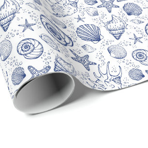 Papel de regalo con conchas de mar azul y blanco