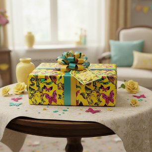 Papel de regalo con estampado de mariposas
