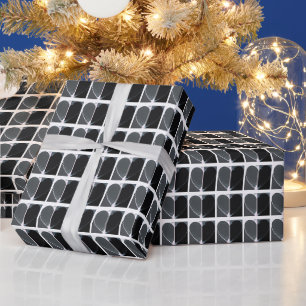 Papel de regalo con patrón de medios corazones en 