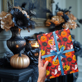 Papel de regalo con tema de Halloween con nombre p