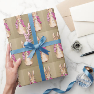 Papel De Regalo Conejo clásico con chaqueta rosa