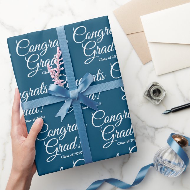 Papel De Regalo Congrats grad clase personalizado año guión verde  (Regalar)