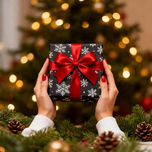 Papel De Regalo Copos de nieve blancos sobre fondo negro Navidad