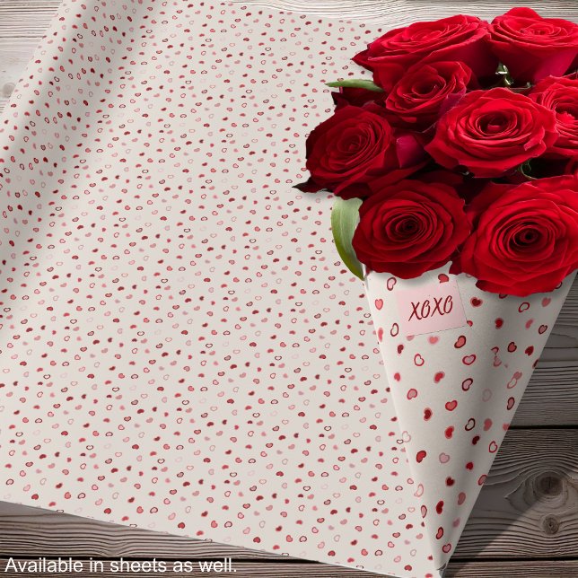 Papel De Regalo Corazones - Ombre rojo y rosa en cemento blanco (Hearts - Red and Pink Ombre on Offwhite Cement Wrapping Paper - roses - by Leapfroglisics Shop)